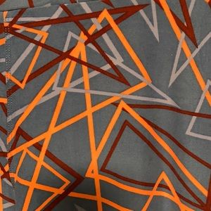 LuLaRoe Funky Design Leggings Tall & Curvy